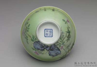 图片[3]-Bowl with flowers and bamboo in green ground of falangcai painted enamels, Qing dynasty, Yongzheng reign 1723-1735-China Archive